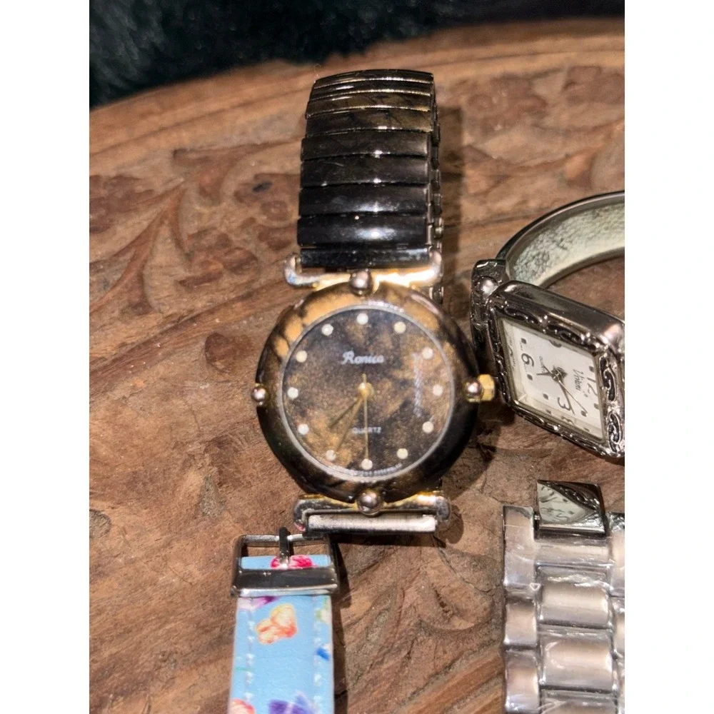 Vintage to modern watch lot